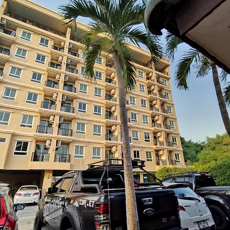 Hotel V Residencia Pattaya Exterior foto